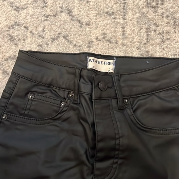 black faux leather free people pants size 24 in great condition - Picture 3 of 4